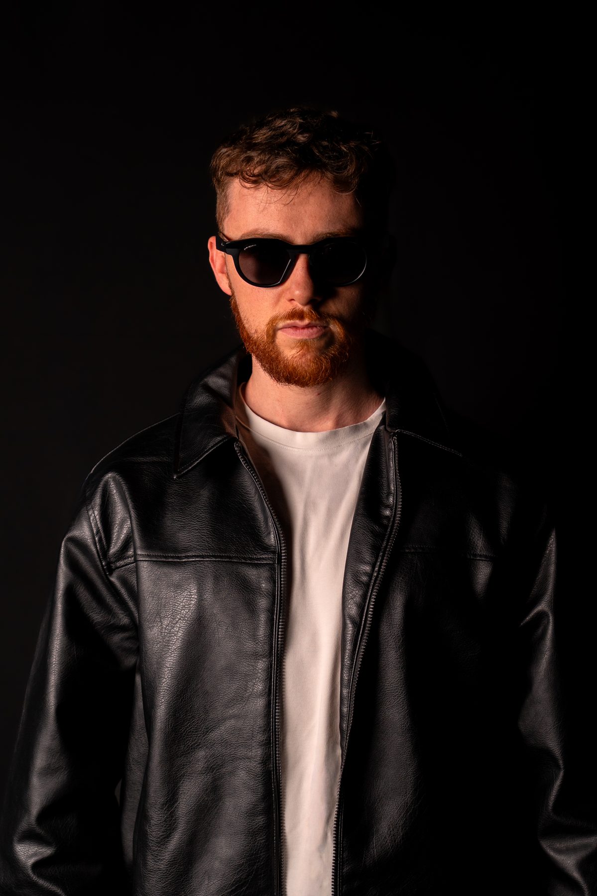 KETTOS, leather jacket and sunglasses